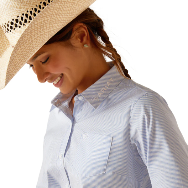IND - JCA - Ariat Wmns Wrinkle Resist Kirby Stretch Shirt - Ultramarine Stripe - Image 7