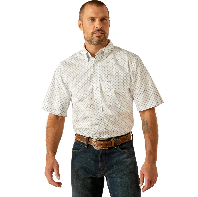 IND24 - JCA - Ariat Men's Emre Fitted Short Sleeve Shirt